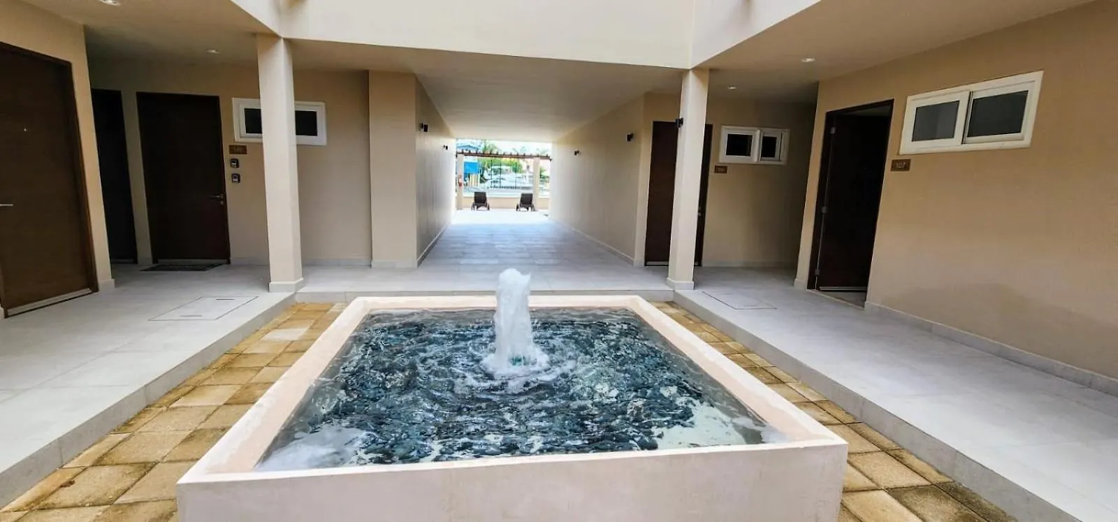 Loft Nautico- Water Views-Steps From The Pool Διαμέρισμα Puerto Aventuras